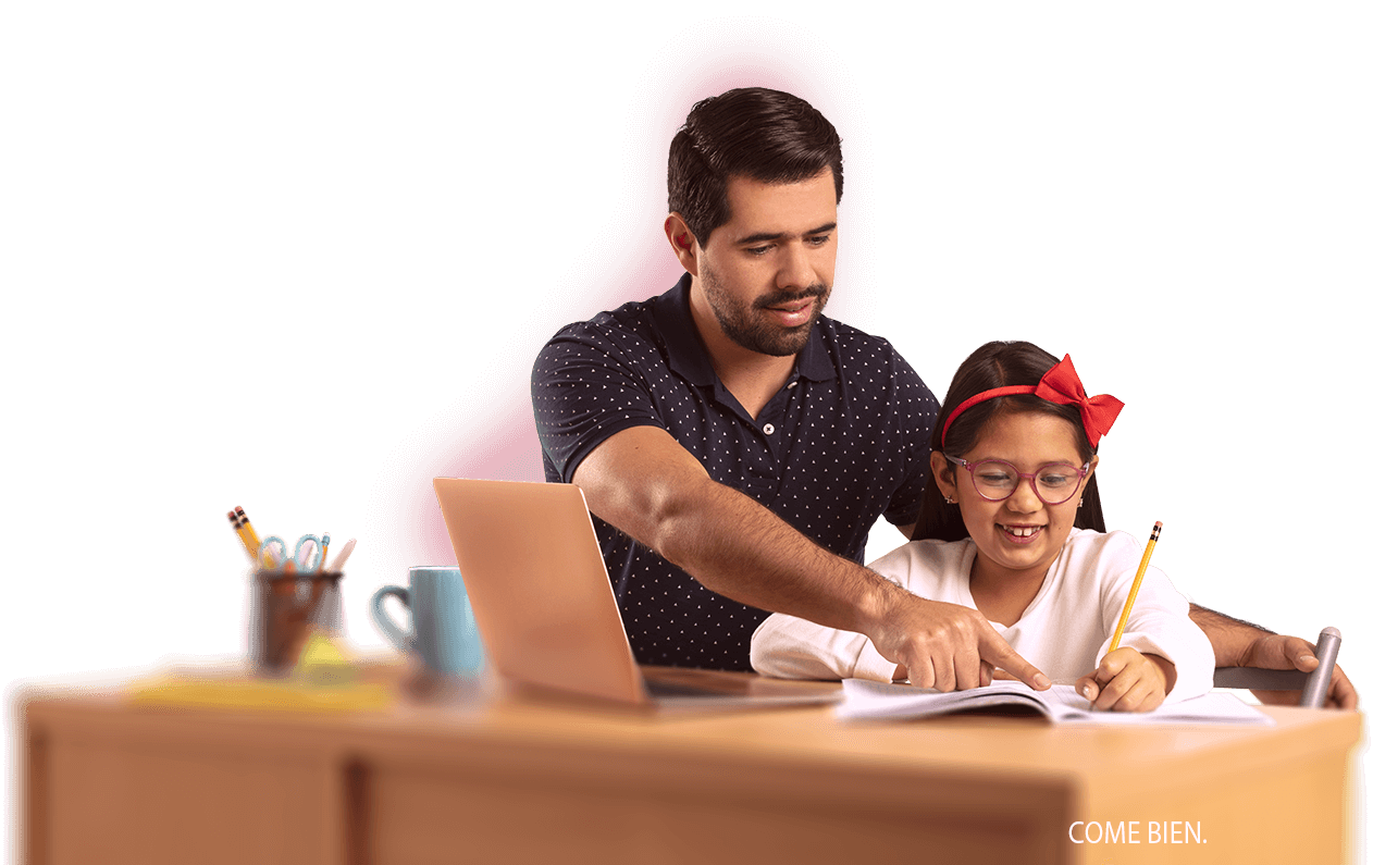 Padre ayudando a su hija con la tarea